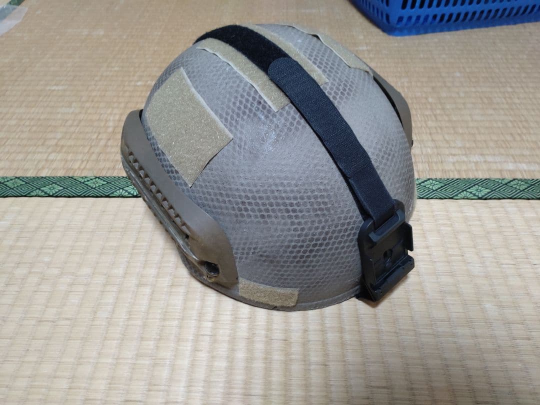 実物放出品 CVCバリスティックヘルメット DH-132B