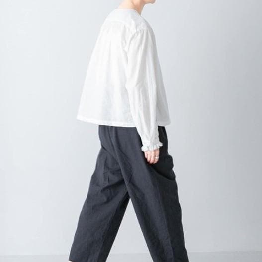 コットンリネンフリルブラウス sizeFREE かぐれ - メルカリ