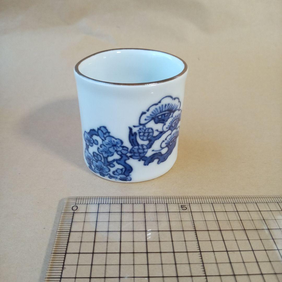 更にお値下げ！真葛　香斎　染付　蓋置　松竹梅　紙箱　桐箱　共布あり 楽天市場】【名品茶道具 / 蓋置】 染付 千切蓋置 真葛香斎悦作 : 抹茶