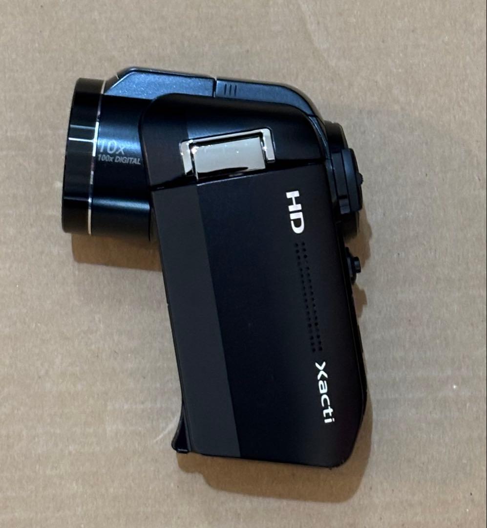 SANYO製デジタルムービーカメラ Xacti DMX-HD-1000