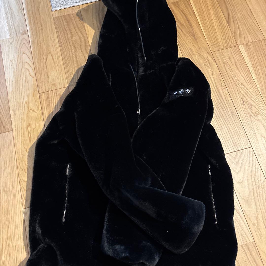 nao1120 TATRAS フード付き黒ファーコート