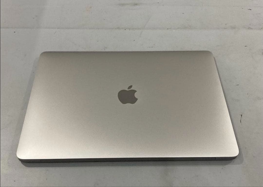 MacBook Air 13インチ A2179 付属品多数セット［一度のみ使用］