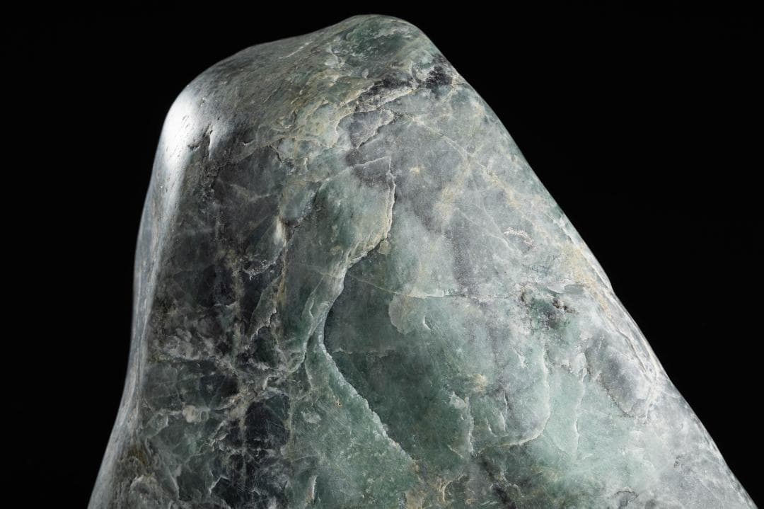 糸魚川 翡翠 ヒスイ 原石 鑑賞石 水石 天然石 鉱物 重さ約13.6kg