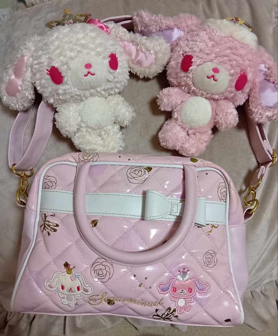 レア★初代？シュガーバニーズ　シュガーメヌエット　ぬいぐるみ2体とバッグのセット サンリオ『シュガーバニーズ』ぬいぐるみがメルカリで50万円高額取引