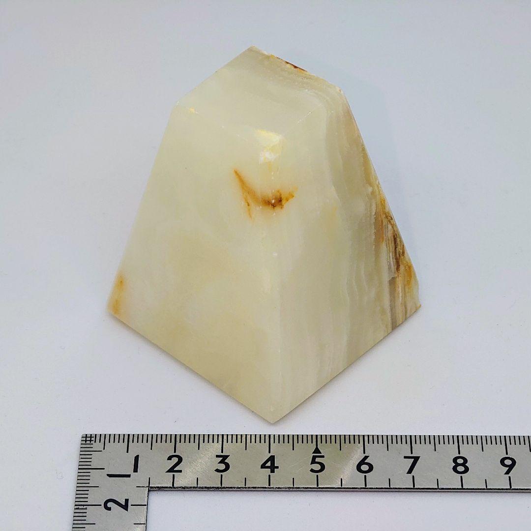 オニキス（縞瑪瑙）石の置物・文鎮 台形 - メルカリ
