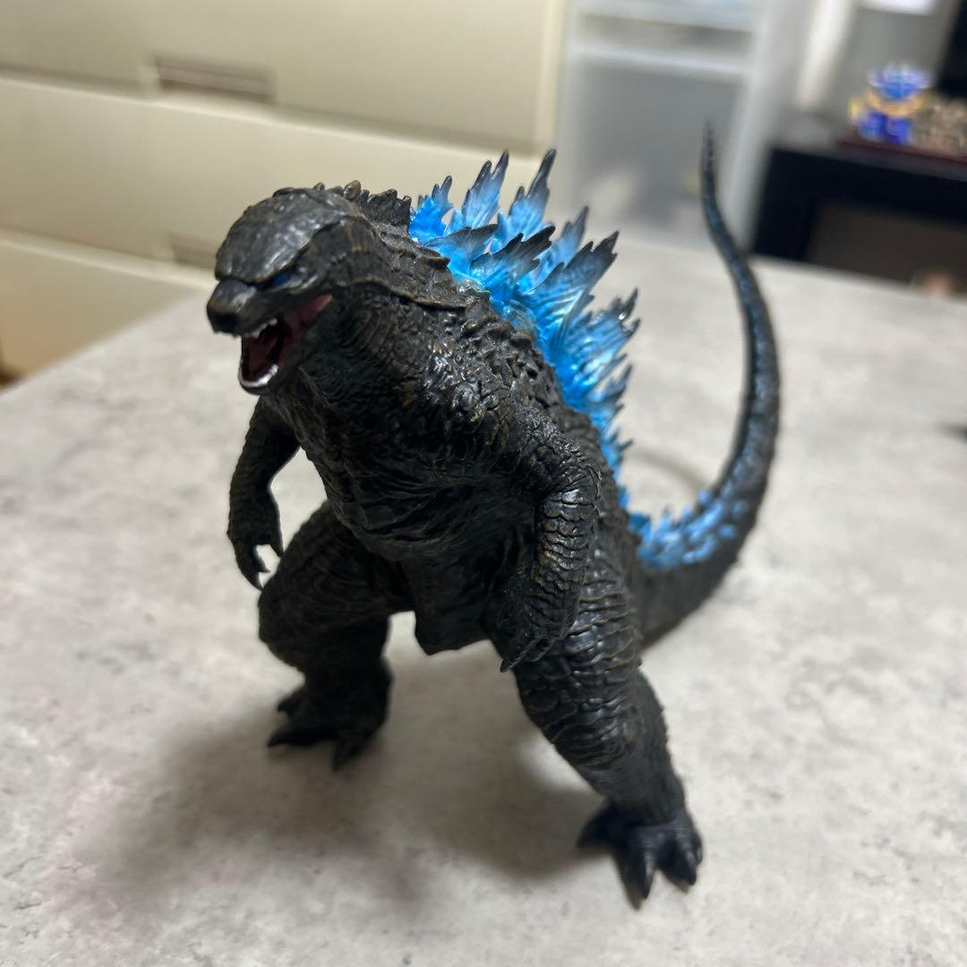 ゴジラ フィギュア 約25cm 黒/青 - メルカリ