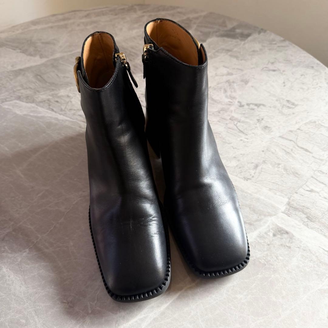 美品✨ TOD'S トッズ レザー ブーツ 37 1/2 ブラック ライオン金具