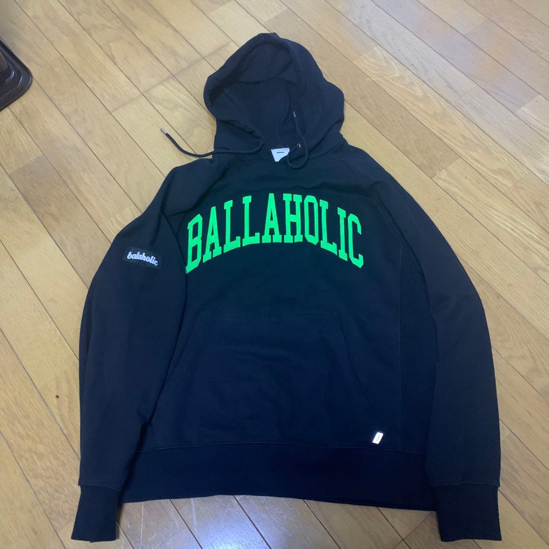 希少　ballaholic パーカーM クリスマス限定カラー