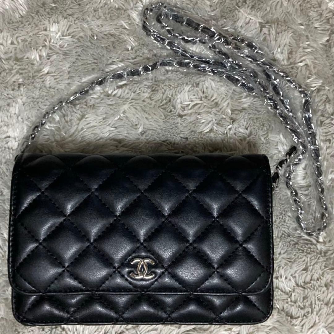 CHANEL ノベルティ チェーンショルダーバッグ チェーンウォレット