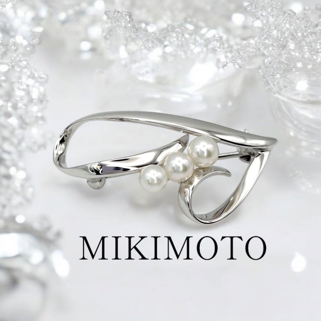 【にゃんこ】 2点セットミキモト シルバー 3珠 ブローチ、ネックレス