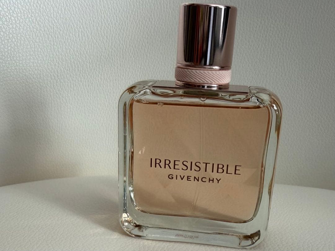 香水(女性用) IRRESISTIBLE GIVENCHY Eau de Parfum 50ML