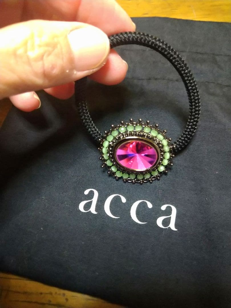 値下げアッカヘアゴム 特別な日を彩るヘアアクセサリーのスタイルアレンジ例 | acca(アッカ