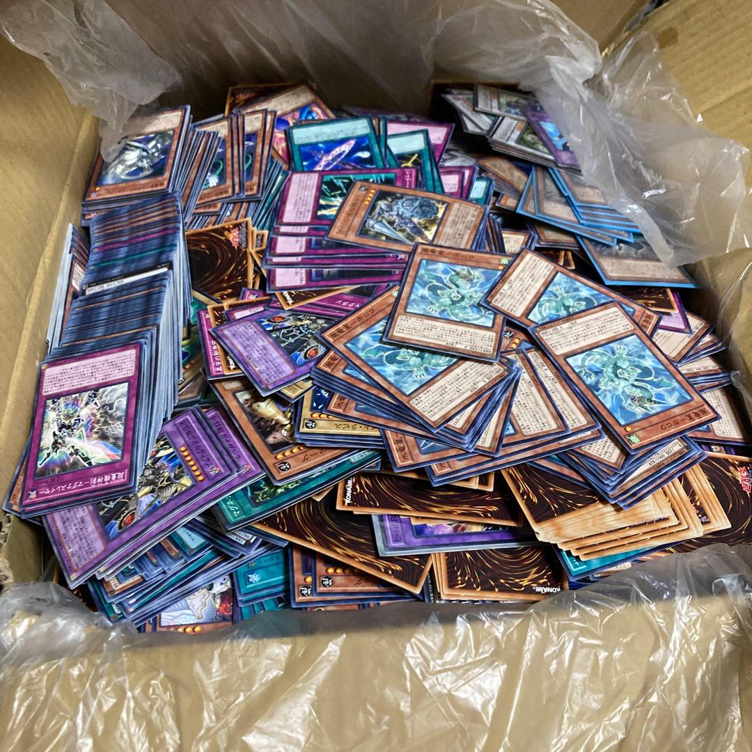 遊戯王カード　引退品　10000枚以上　ほぼレア以下　まとめ売り