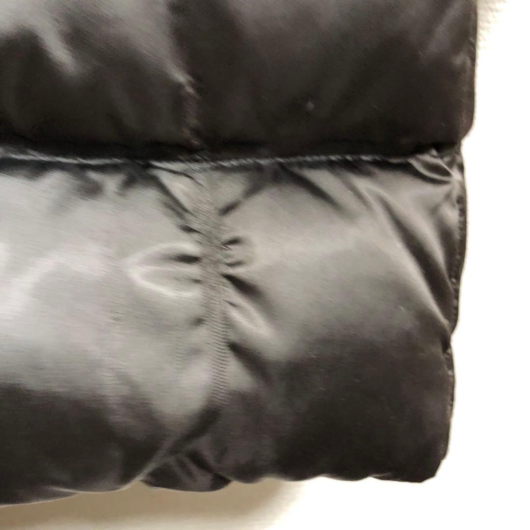 ゆ*♡様 正規品 プラダ ダウンジャケット ファー付き 三角ロゴなし