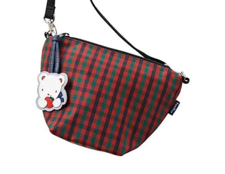 【新品 タグ付き】ファミリア　舟形ポシェット　赤チェック柄　XF　クマ　リンゴ