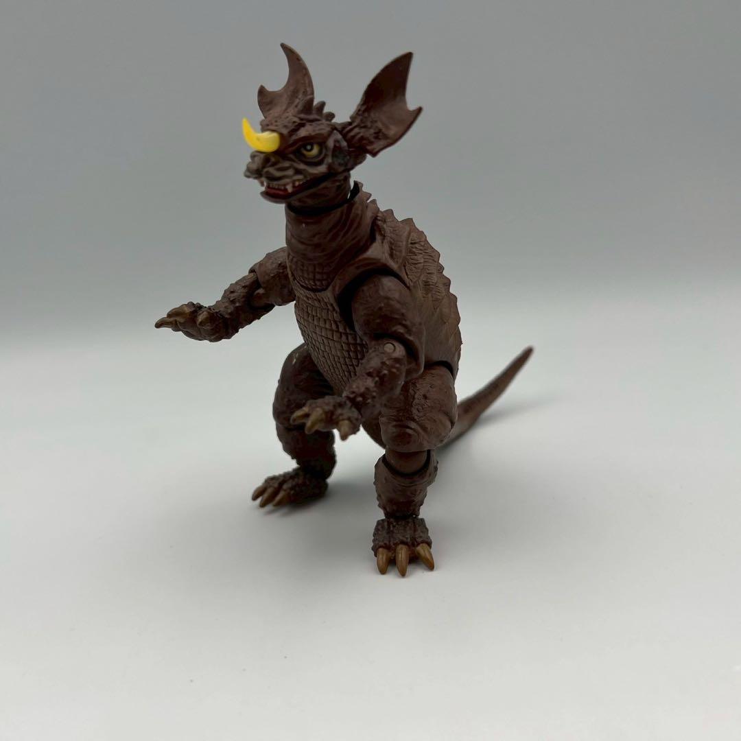 特撮リボルテック　フィギュア　ギャオス　ウルトラマン　アンギラス　バラゴン