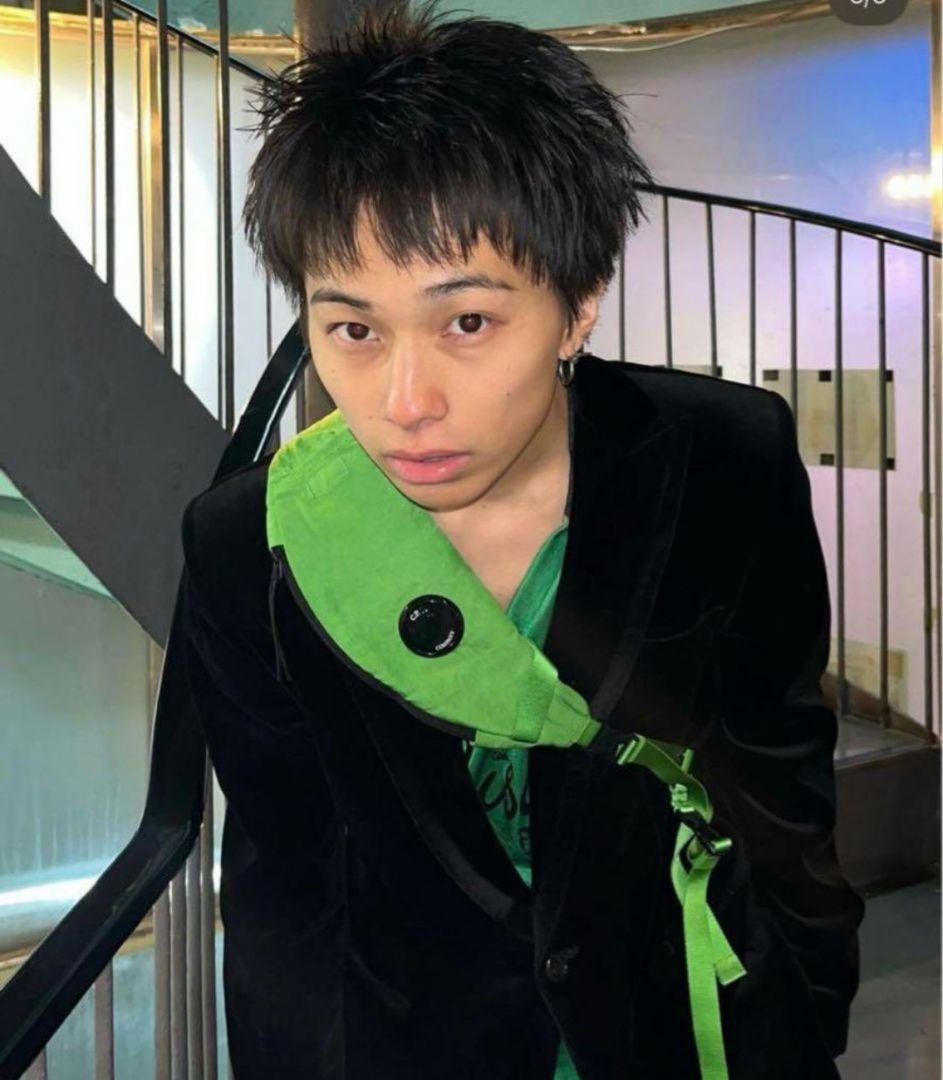 【定価4.2万/あおば着用】C.P.Company ボディ バッグ ブルー