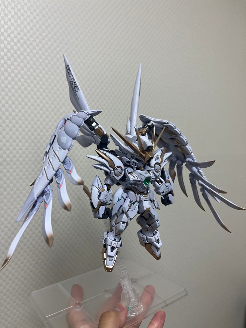 MGSD ウイングガンダムゼロewスノーホワイトプレリュード塗装完成品