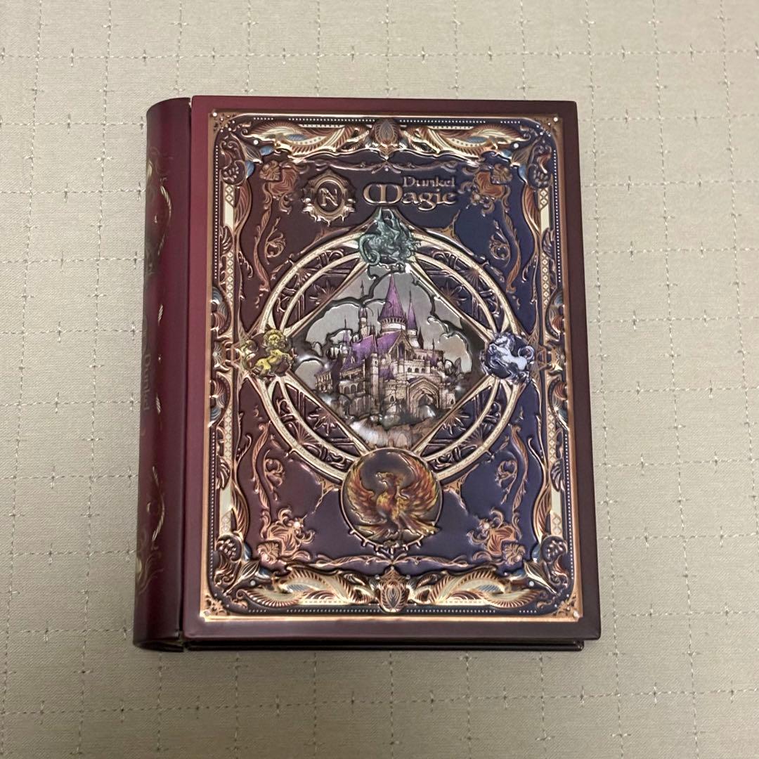 メリーチョコレート ナハトラビュリント ドゥンケルマギー 空き缶