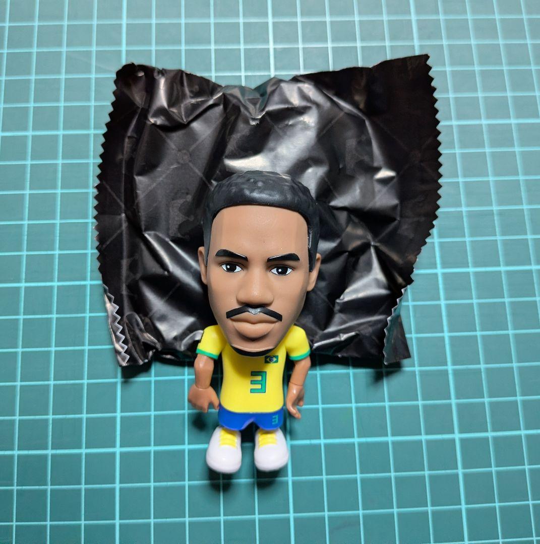 マガリャンイス ZURU FIFA Ballers フィギュア - メルカリ