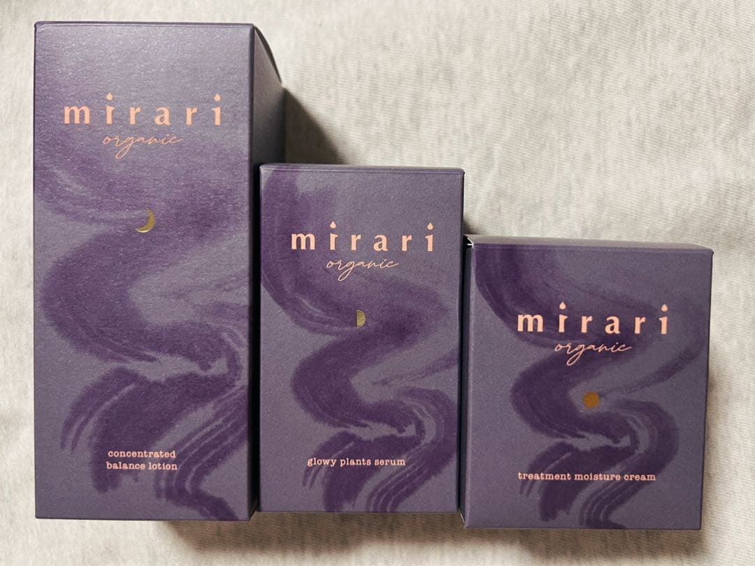 【美品】mirari organicミラリ〈化粧水・美容液・クリーム〉