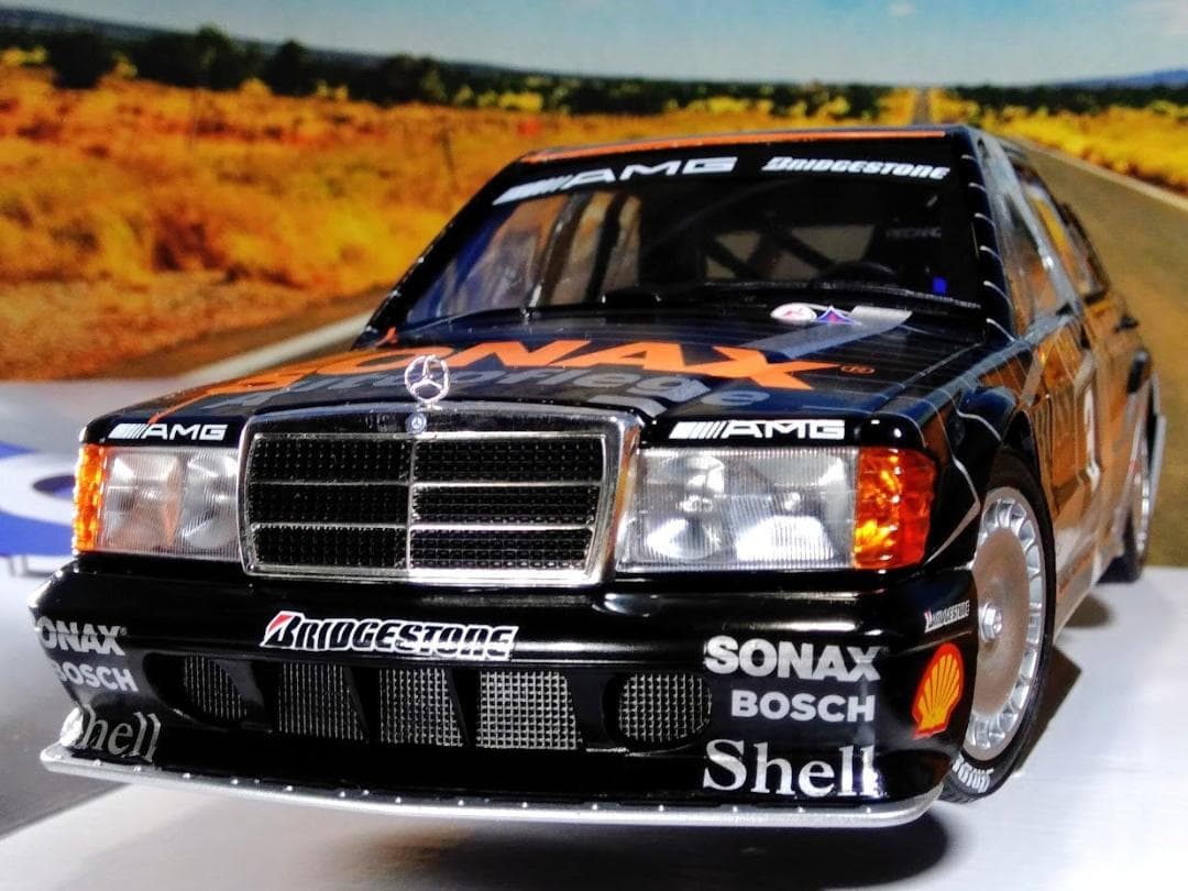1/18 ソリド メルセデス ベンツ 190E 2.5-16 Evo.Ⅱ AMG