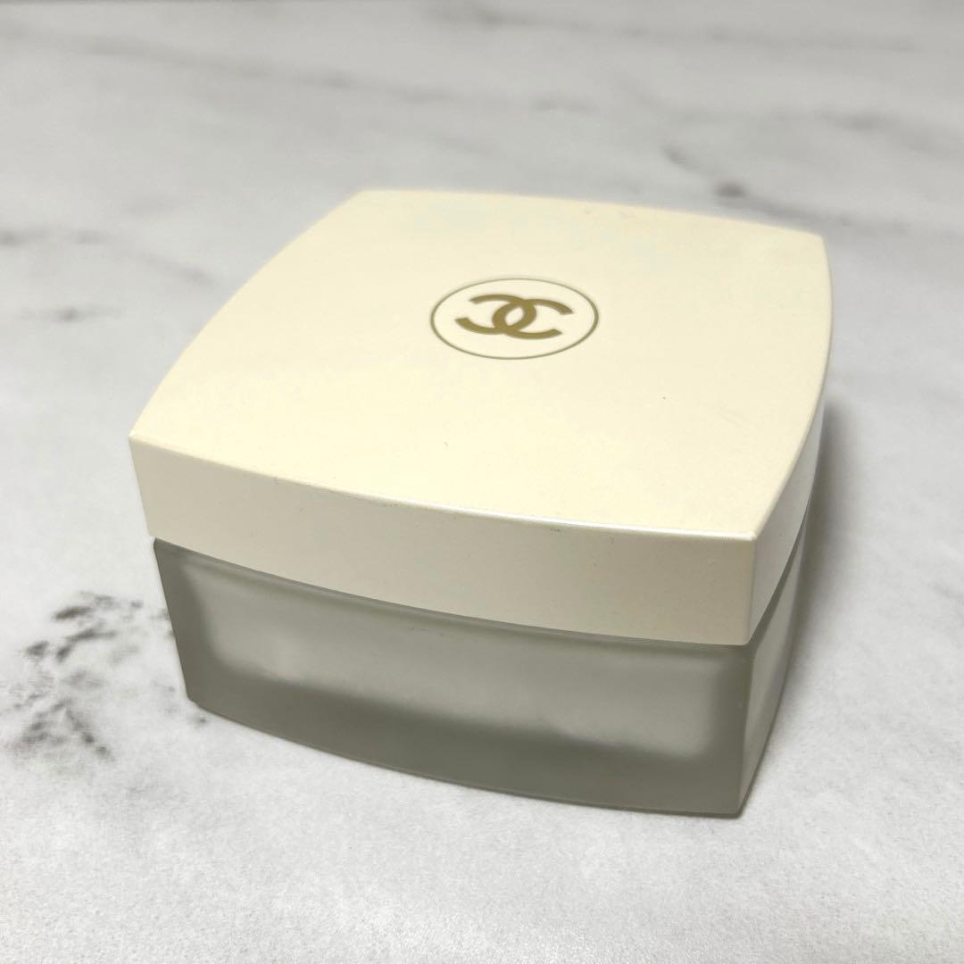 シャネル　ココマドモアゼル　フレッシュボディクリーム　150g