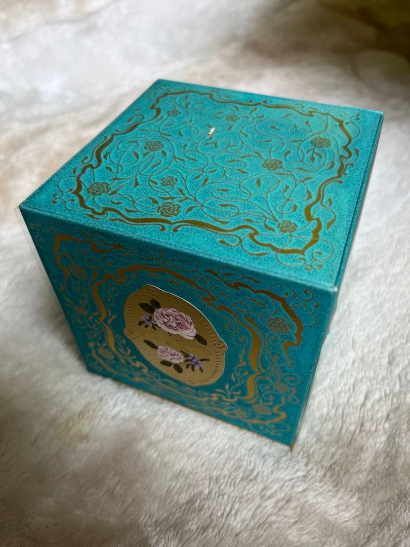 ローズロワイアル 香水 32ml