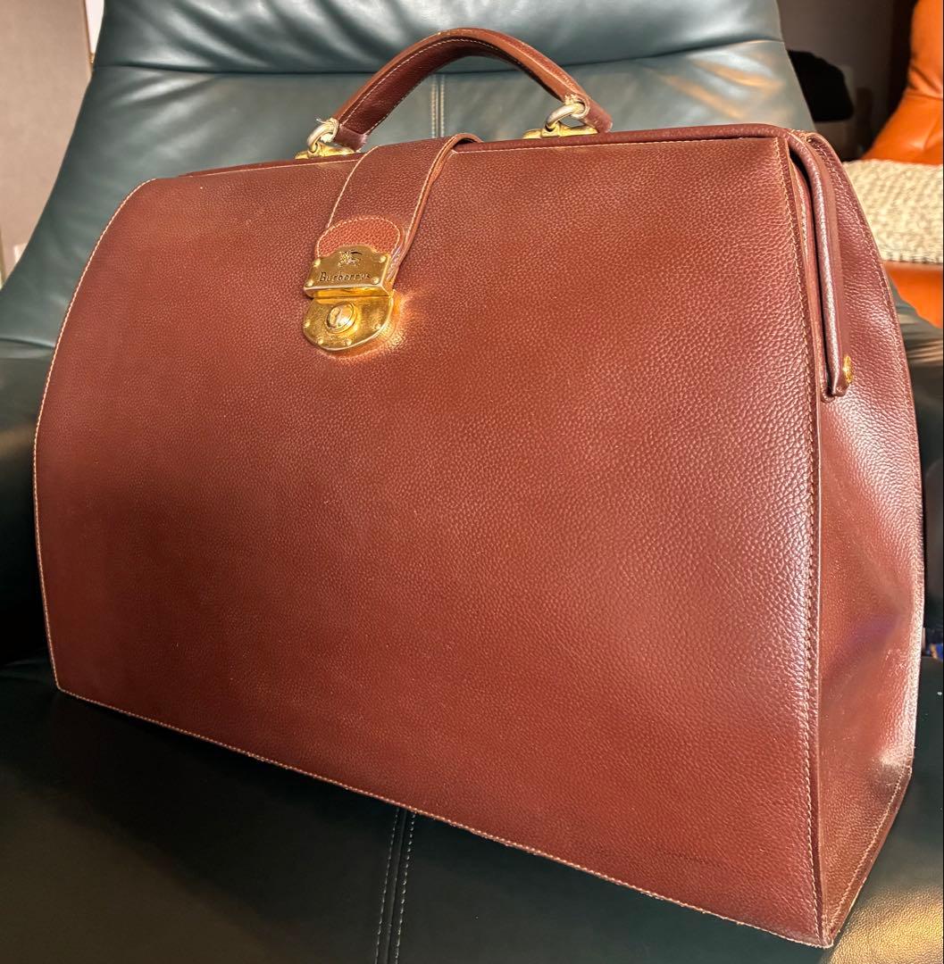 ヤ*ダ様 バーバリー　ブラウン　レザー ダレスバッグ
