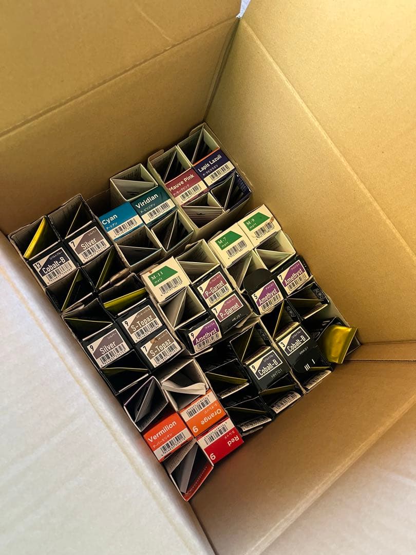 カラー剤まとめ売り　商品入れ替えの為　交渉アリ