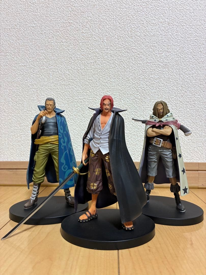 ワンピース フィギュアセット 9体 おまけ付き - メルカリ