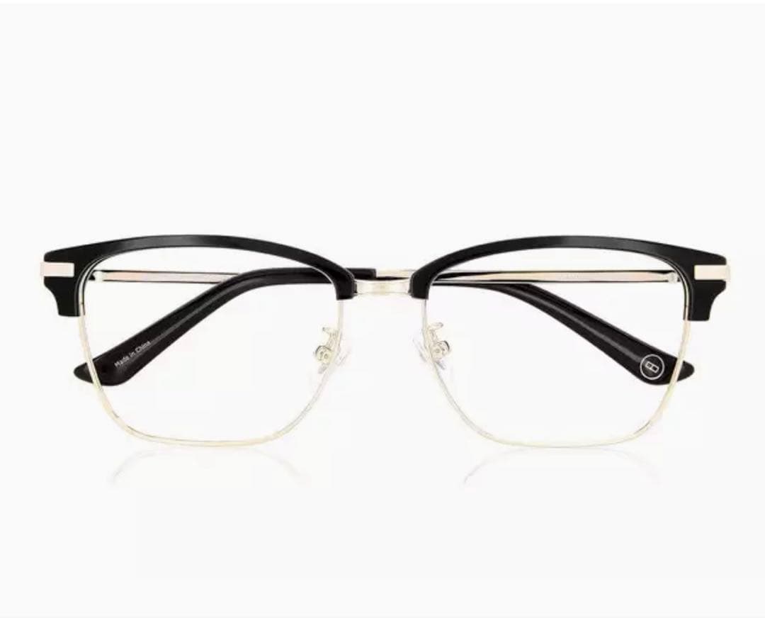 メガネ・老眼鏡 OWNDAYS | ESSENTIAL