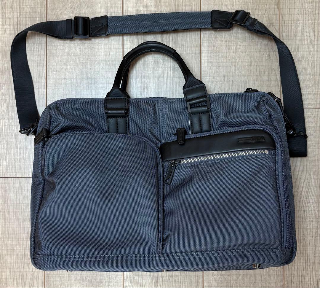 ZERO HALLIBURTON ビジネスバッグ グレイッシュブルー