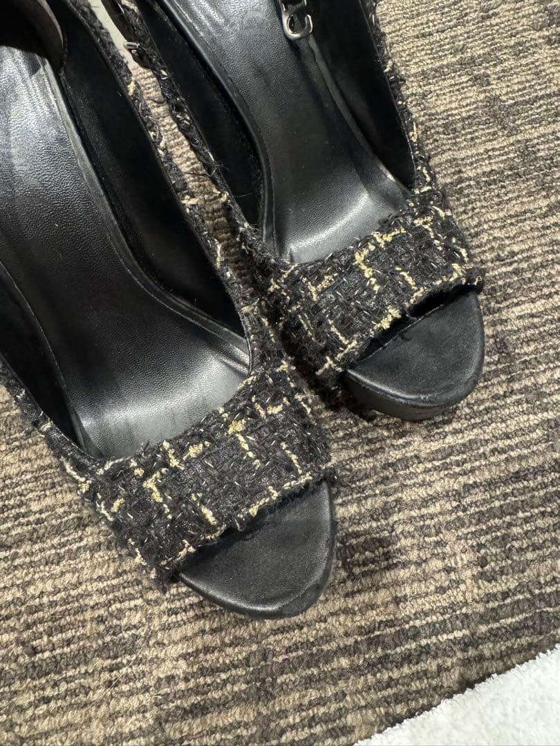 ツイードオープントゥハイヒール 黒・金