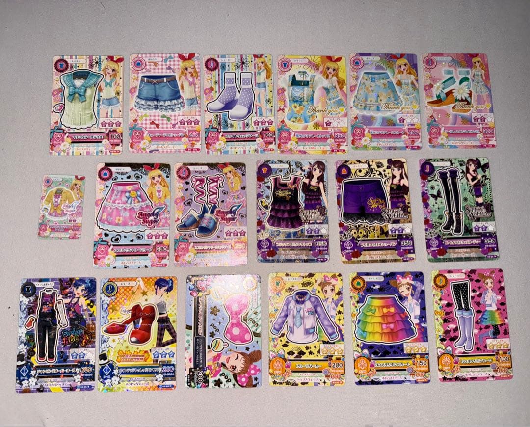 アイカツカード まとめ売り 200枚以上 初期のみ】大量アイカツカード 600枚以上 おまけつき - メルカリ