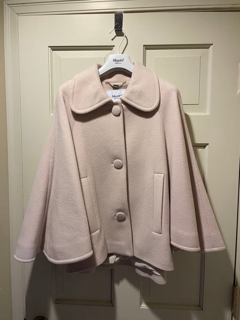 blugirlピンクベージュケープスタイルジャケット　40サイズ