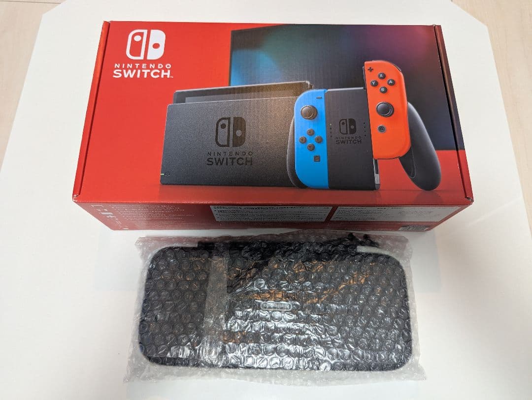 Nintendo Switch 本体 青/赤 Joy-Con 付属品付き