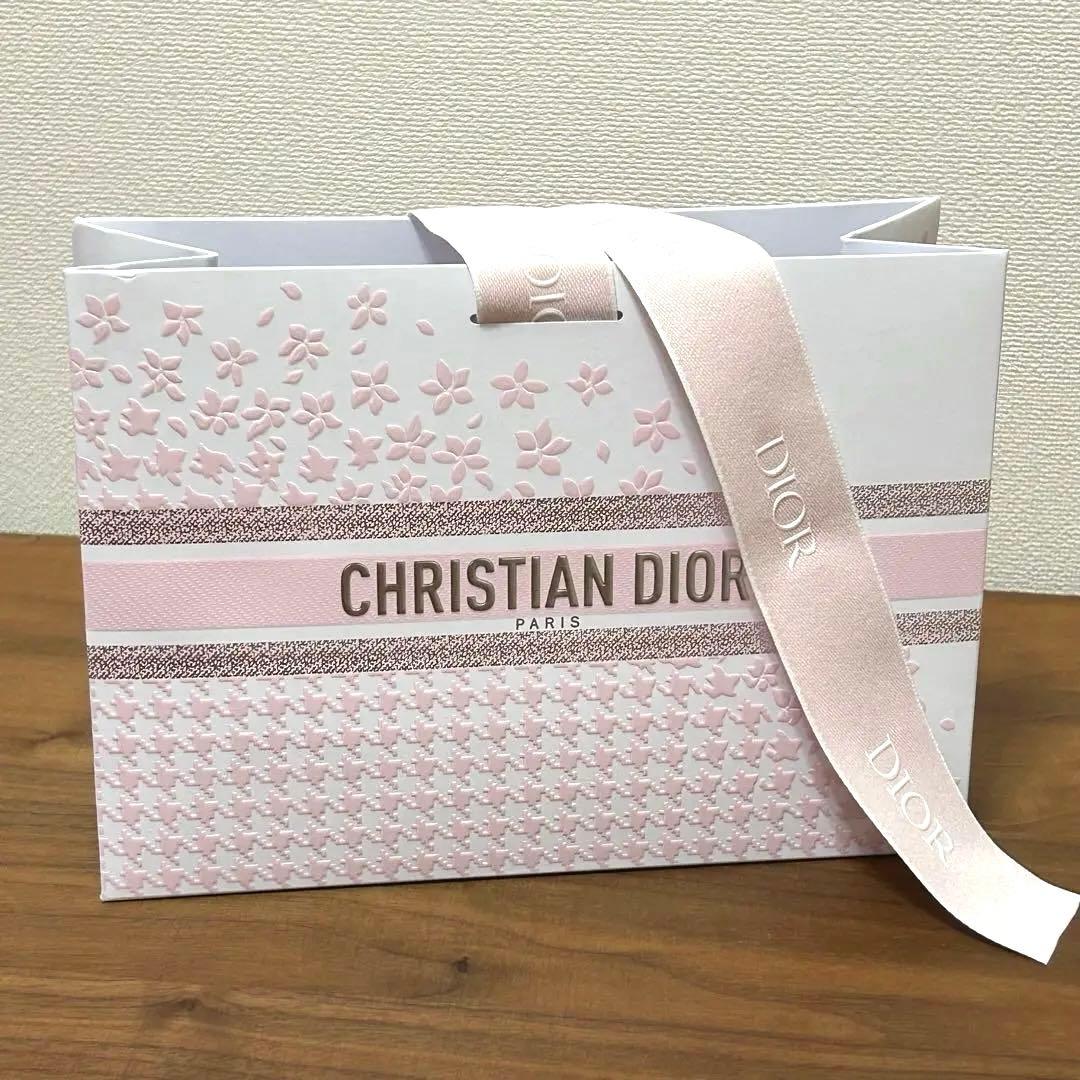 DIORディオール 2025 春限定 ショッパー ピンク ギフト ラッピング