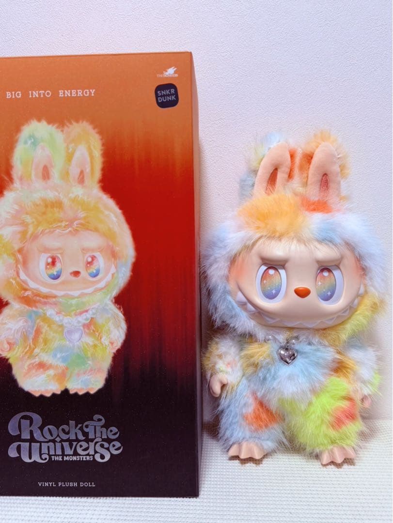 POP MART ラブブ Rock The Universe ぬいぐるみ - メルカリ