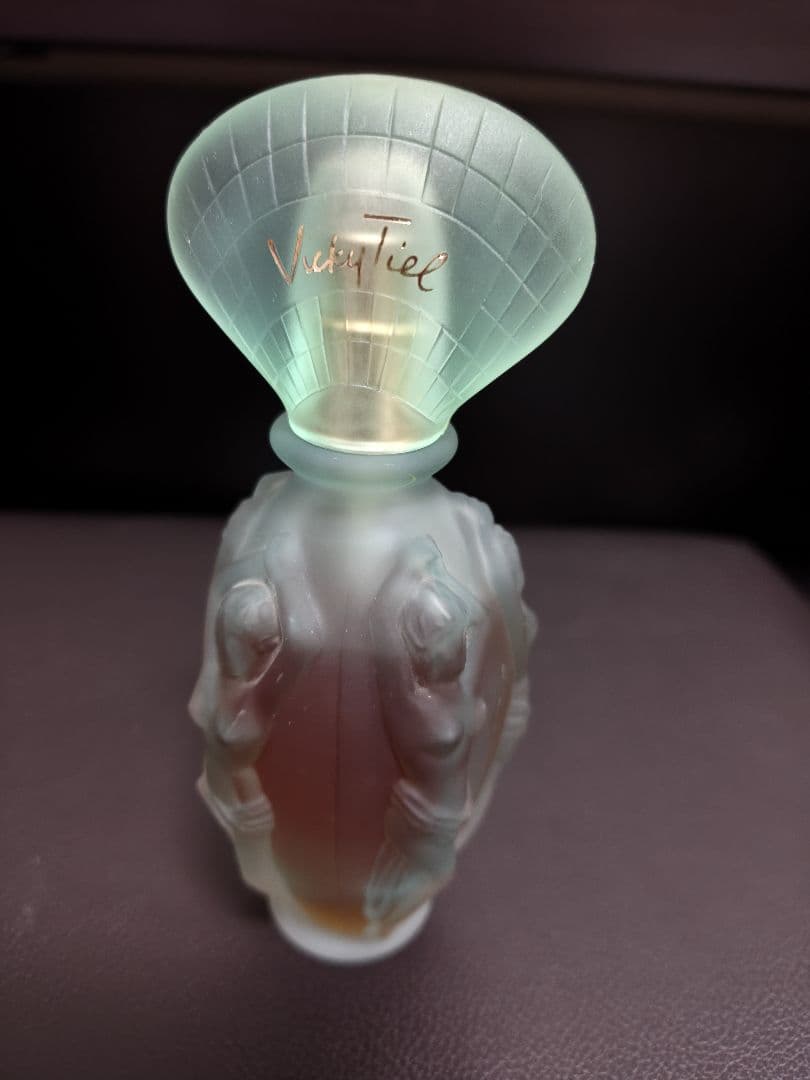 レア！Vicky Tiel 香水 ボトル