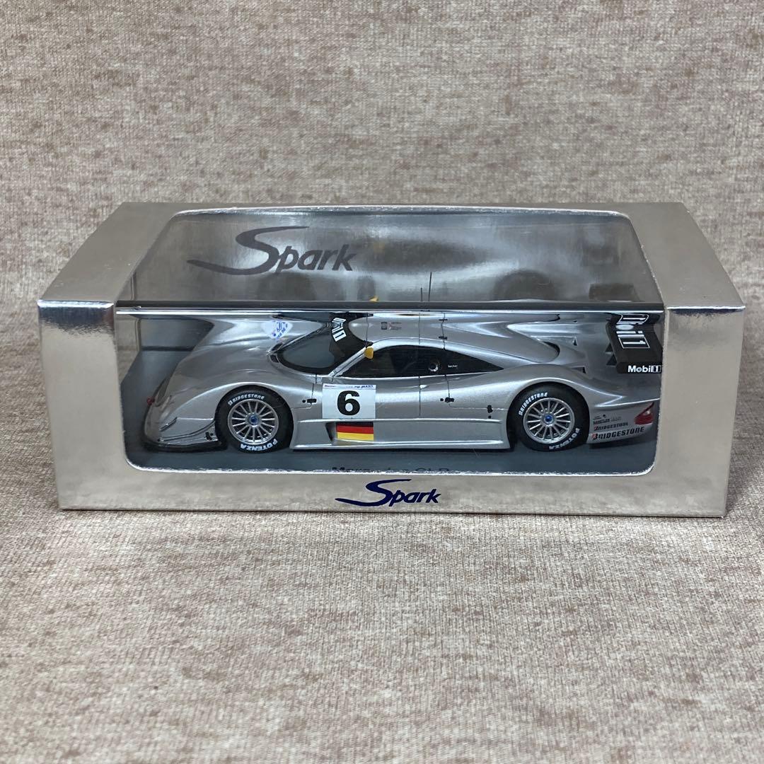 Spark 1/43 Mercedes CLR（62242
