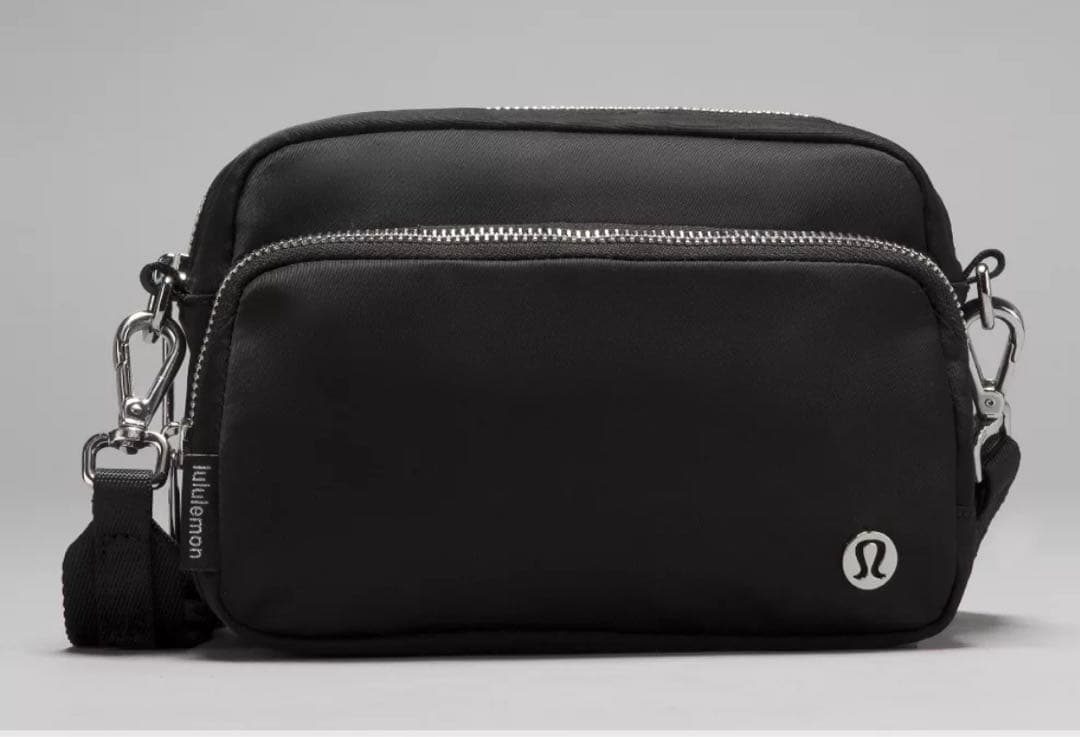 lululemon Everywhere クロスボディバッグ 2L 黒