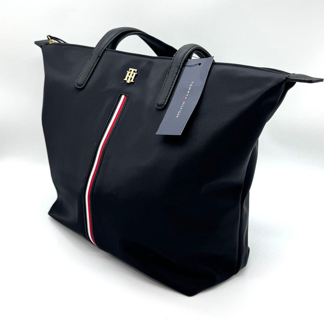 トミーヒルフィガー ブラック ナイロン トートバッグ トリコロール A4 PC