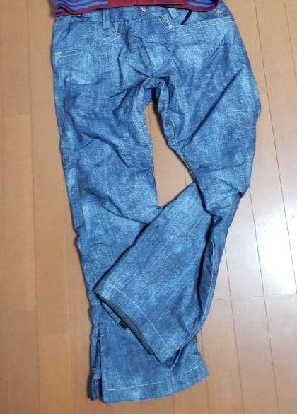 スノーボードウェア、デニム柄パンツメンズM美品