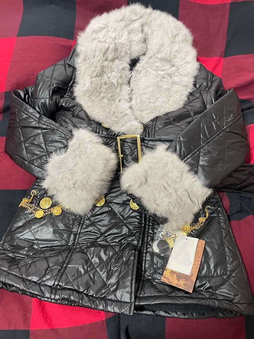 d.i.a新品ファー付き黒ダウンジャケット