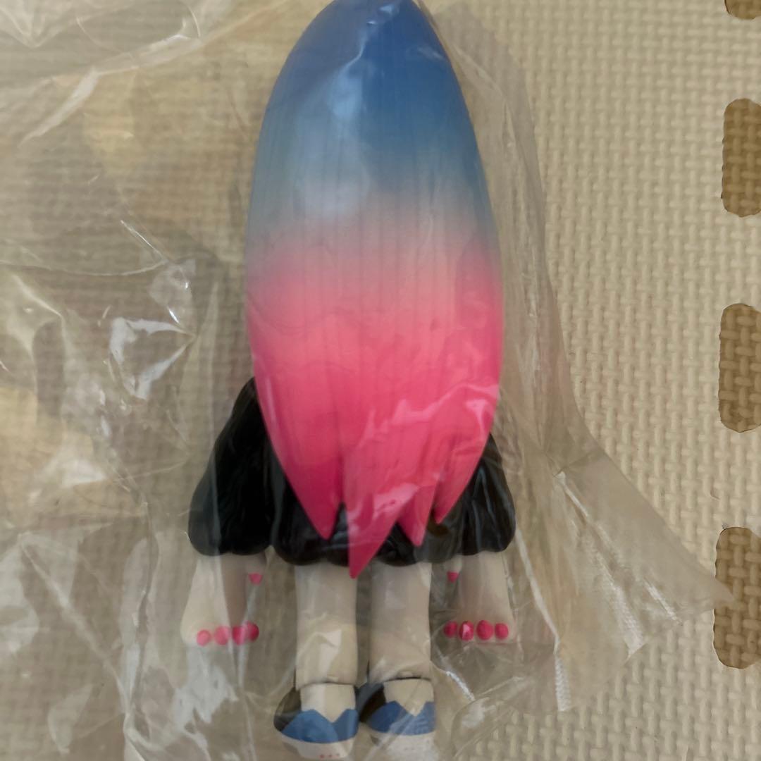 GRAPE BRAIN ゲラゲラ ソフビ フィギュア 二口裂け女 - メルカリ