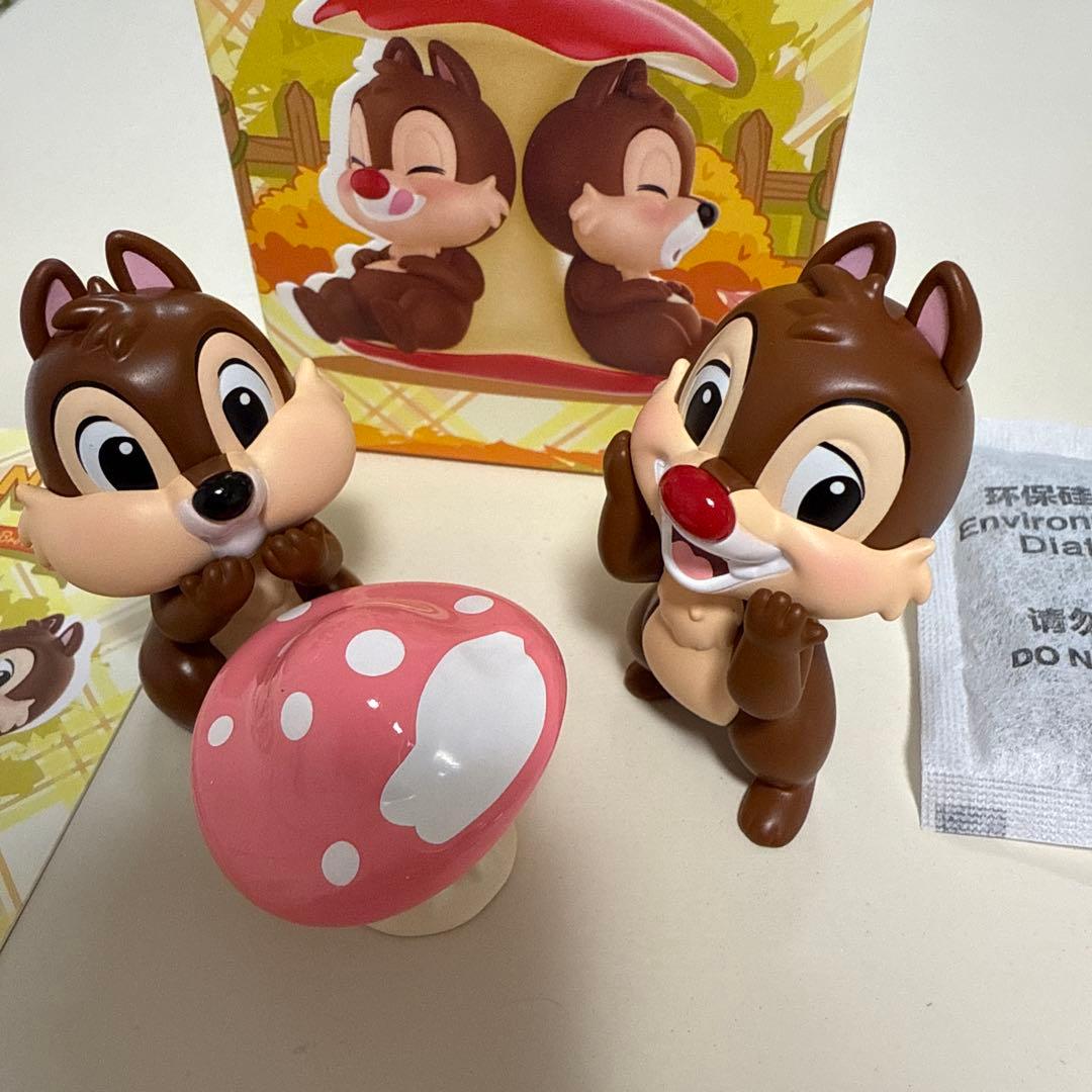 POP MART チップとデール フィギュア ディズニー リス カード付き