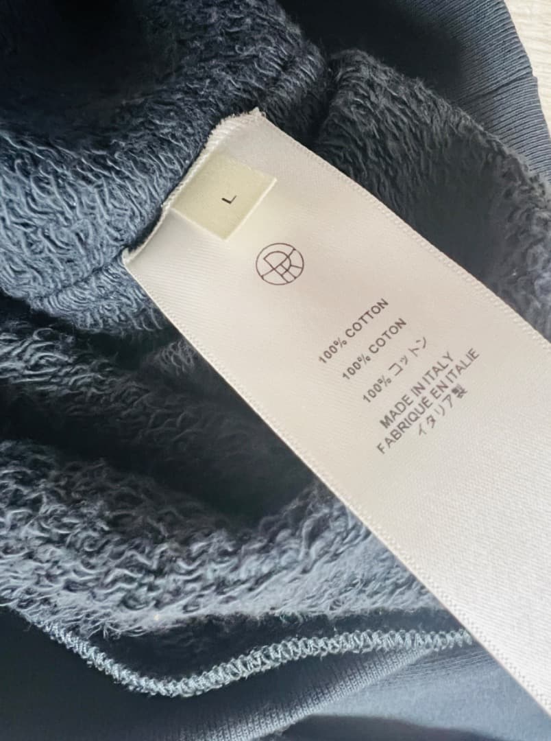 新品・タグ付き】☆THE ROW Stanley パーカーL☆ザ・ロウ - メルカリ