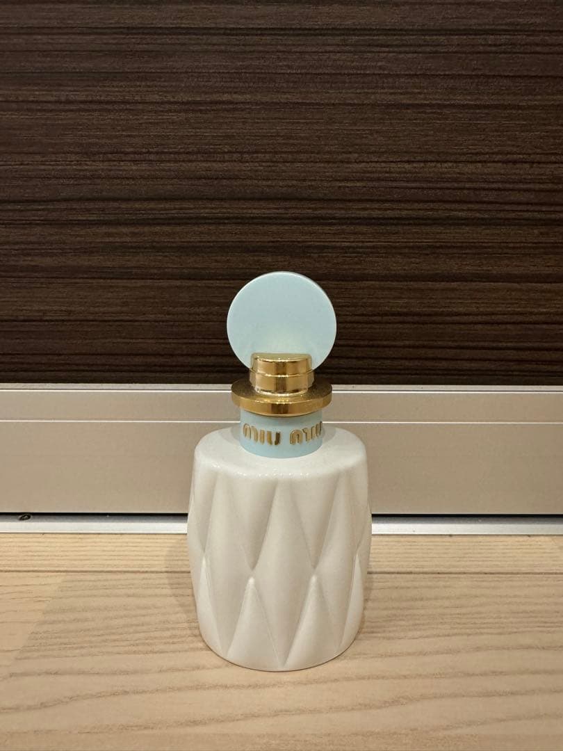 miumiu 香水　フルール ドゥ レ オードパルファム ミュウミュウ (miu miu) | フルール ドゥ レ オードパルファム