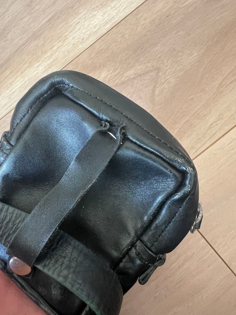 toga トーガ レザー ウエストポーチ クロムハーツ - メルカリ